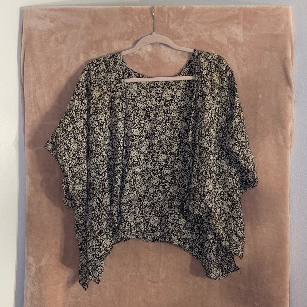Brandy Melville kimono